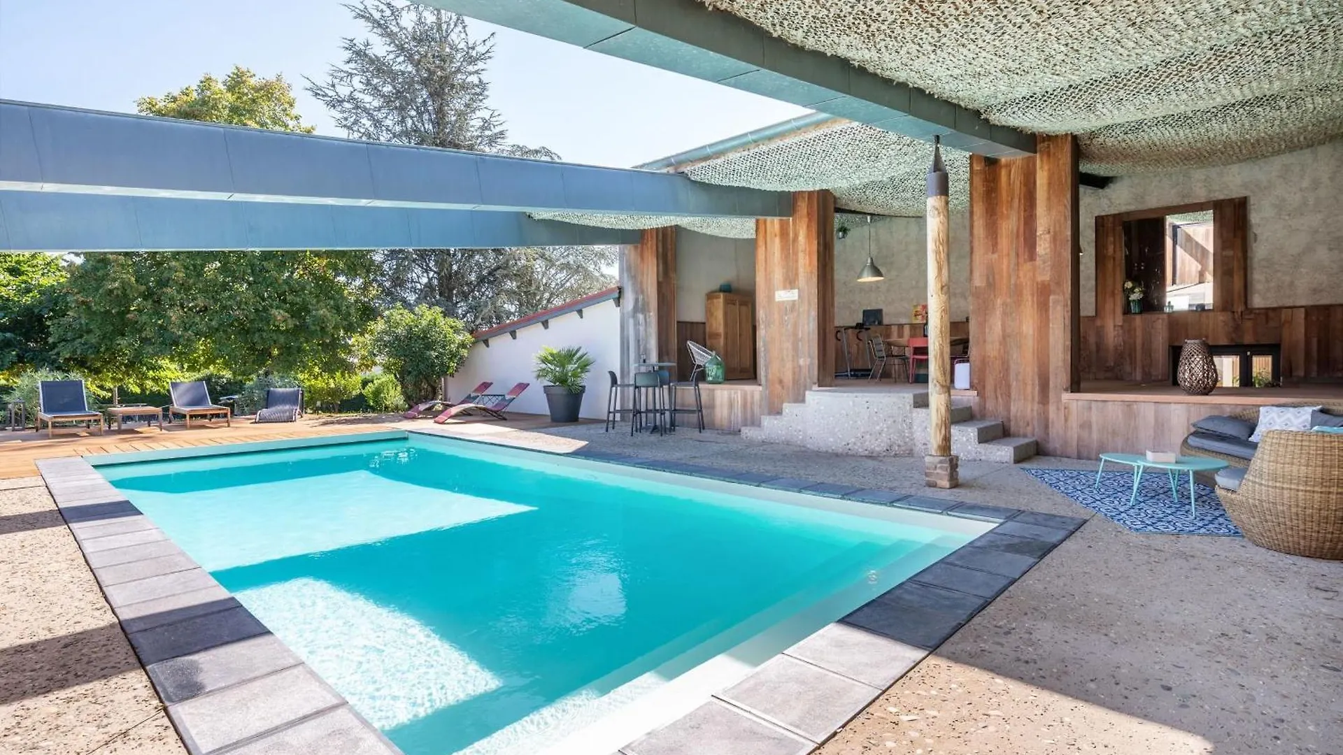 Les cèdres bleus - Beautiful house with pool and garden Villa Brindas Fransa