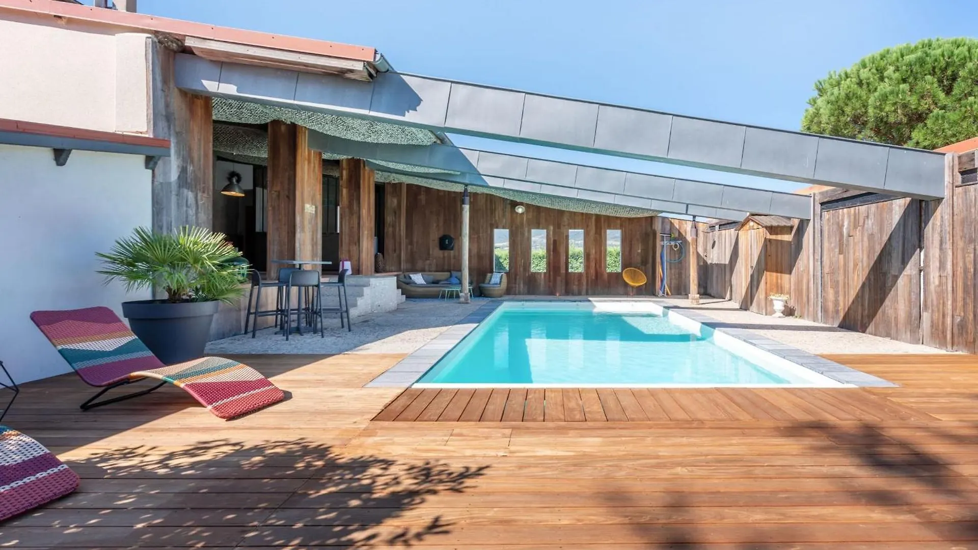 Les cèdres bleus - Beautiful house with pool and garden Villa Brindas Fransa
