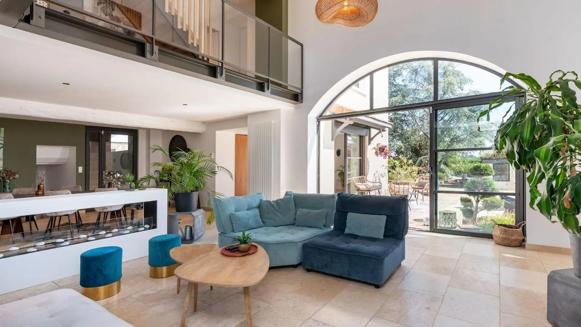Les cèdres bleus - Beautiful house with pool and garden Villa Brindas 0*,